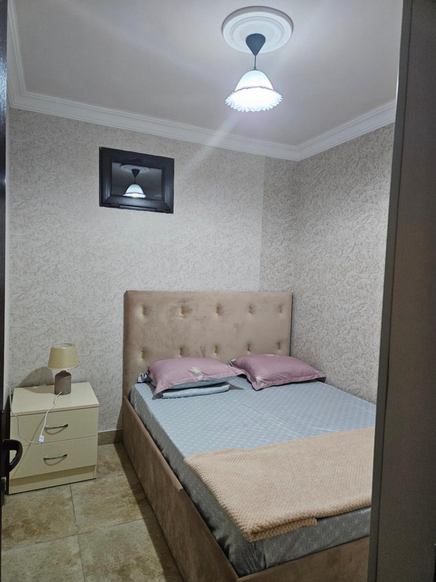 Galstyans Hotels Zvartnots Airport P'arak'ar Buitenkant foto
